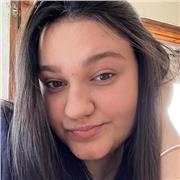 Estudiante catalana y con gran interés por la lengua y la educación.